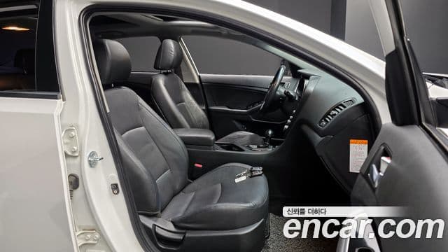 Kia K5 гибрид Prestige, 2015 11