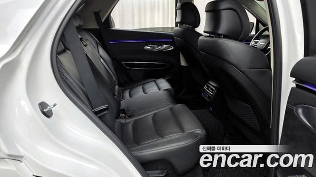 Genesis GV70, 2025 12