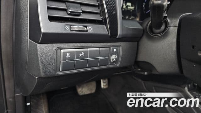 KG모빌리티(SsangYong) Rexton Sport 칸 Prestige Special (5-Link), 2020 17