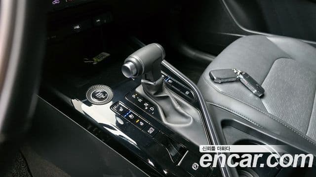 Kia D All New Niro Prestige, 2023 9