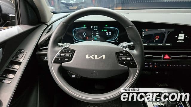 Kia D All New Niro Prestige, 2023 13