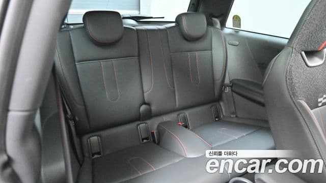 Mini Cooper S 3세대, 2025 13