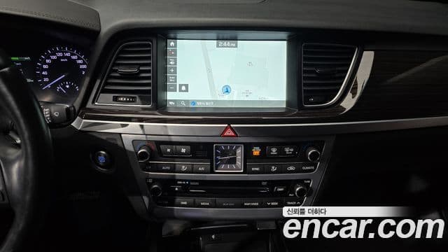 Genesis G80 Premium Luxury, 2017 15