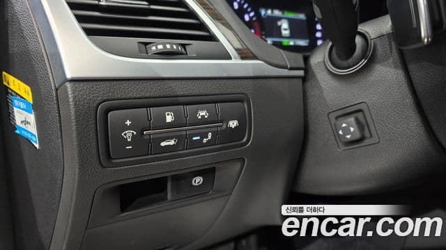 Genesis G80 Premium Luxury, 2017 16