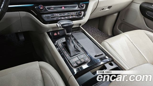 Kia All New Carnival Noblesse, 2017 9