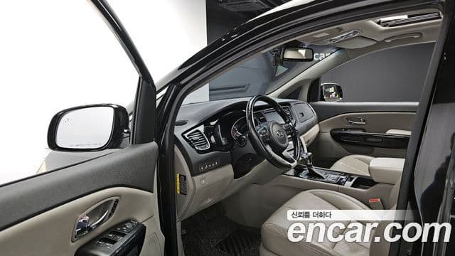 Kia All New Carnival Noblesse, 2017 11