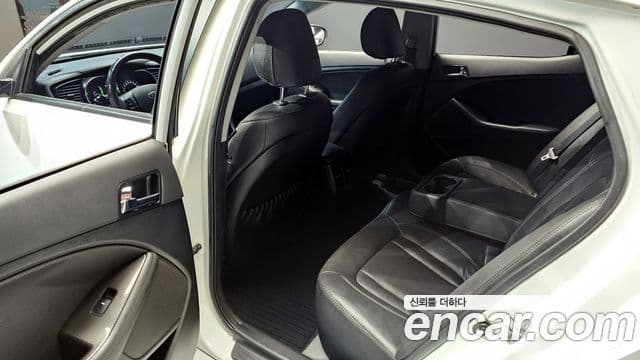 Kia K5 гибрид Deluxe, 2013 13