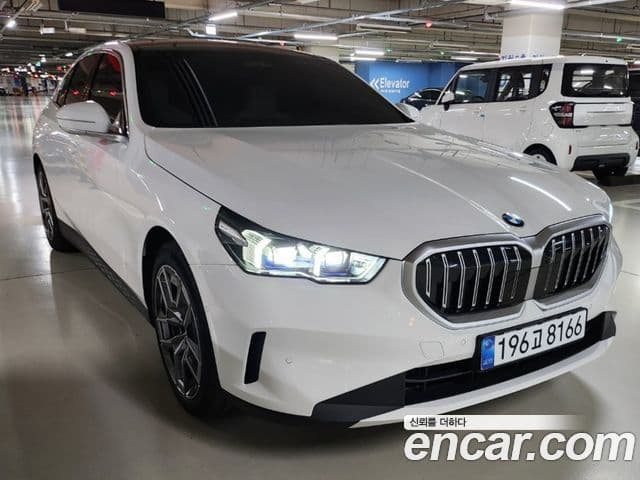 BMW 5시리즈 (G60), 2025 2