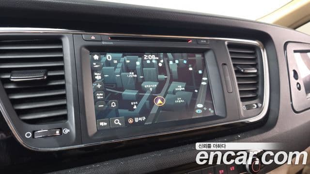 Kia All New Carnival VIP, 2016 14