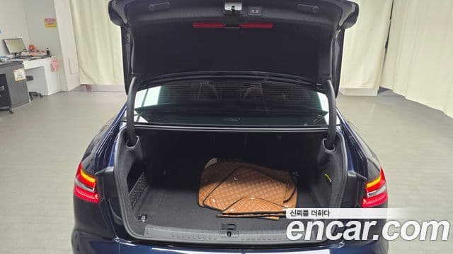 Audi A6 (C8) Premium, 2023 20