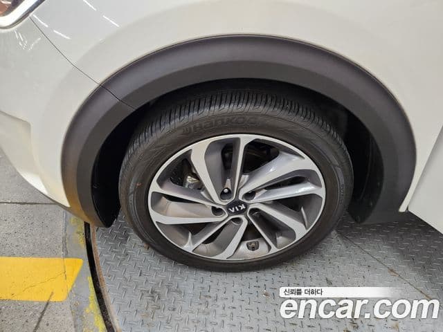 Kia Niro Prestige, 2017 все фото