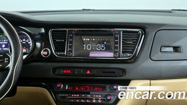 Kia All New Carnival Prestige, 2016 14