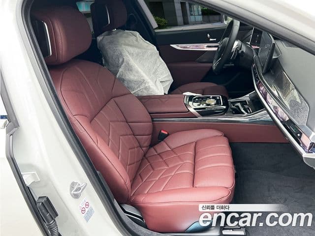 BMW 7시리즈 (G70) 740i xDrive M Sport, 2024 9