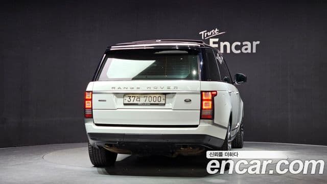 Land Rover Range Rover 4세대 4.4 SDV8 AB LWB дизель, 2016 4