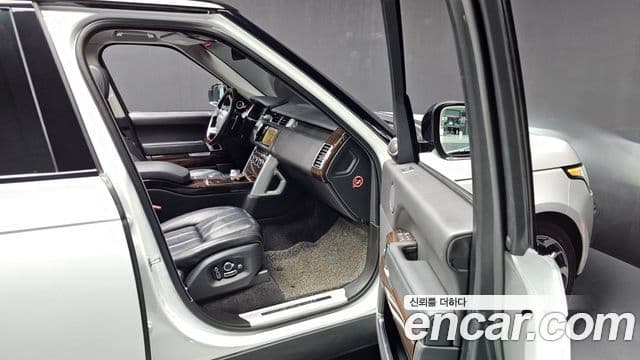 Land Rover Range Rover 4세대 4.4 SDV8 AB LWB дизель, 2016 11