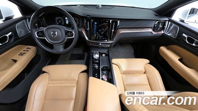 Volvo S60 3세대 B5 Inscription, 2022 7