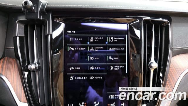 Volvo S60 3세대 B5 Inscription, 2022 16