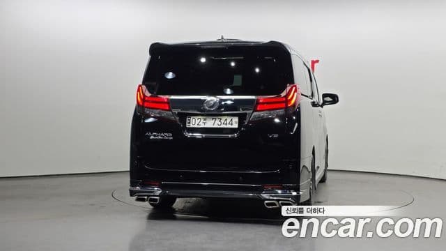 Toyota Alphard, 2016 4