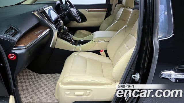 Toyota Alphard, 2016 12