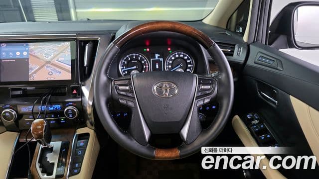 Toyota Alphard, 2016 13