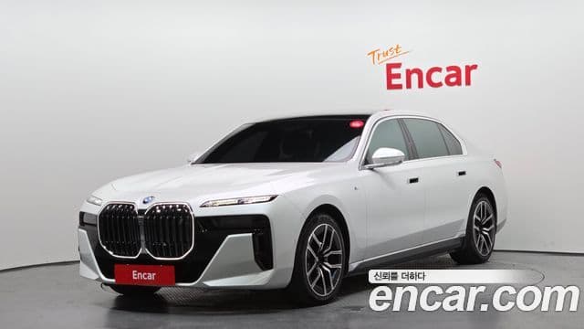 BMW i7 (G70) xDrive 60 M Sport, 2023 1