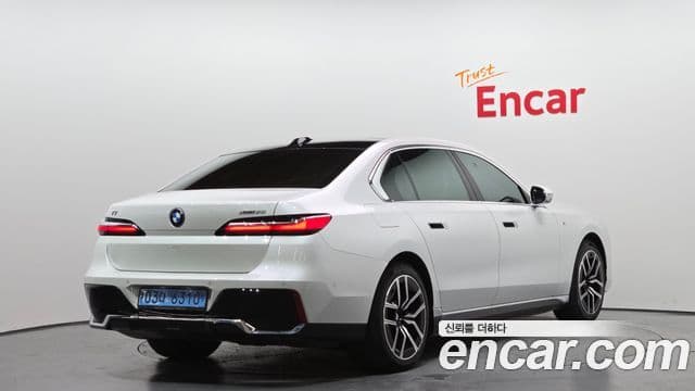 BMW i7 (G70) xDrive 60 M Sport, 2023 2