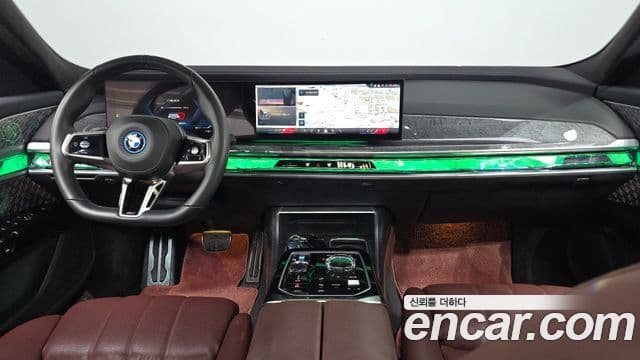 BMW i7 (G70) xDrive 60 M Sport, 2023 7