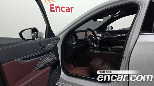 BMW i7 (G70) xDrive 60 M Sport, 2023 10