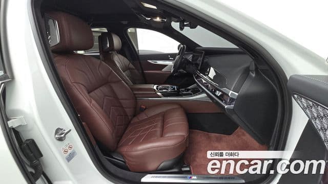 BMW i7 (G70) xDrive 60 M Sport, 2023 11