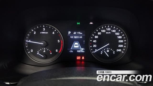 Hyundai All New Tucson Modern, 2019 8