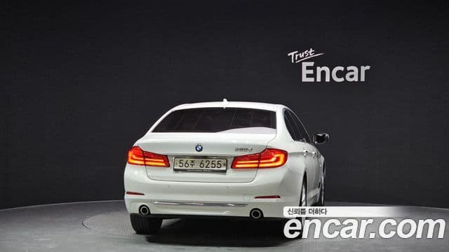 BMW 5시리즈 (G30) 520d Luxury Plus, 2018 4