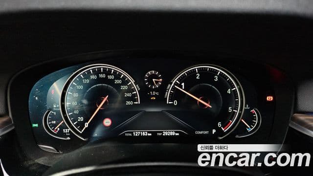 BMW 5시리즈 (G30) 520d Luxury Plus, 2018 8