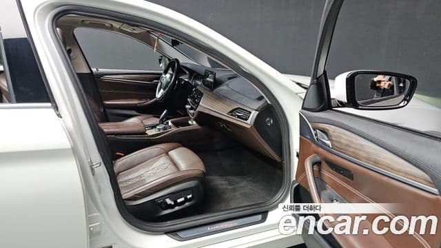 BMW 5시리즈 (G30) 520d Luxury Plus, 2018 17