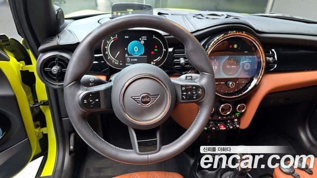 Mini Cooper S кабриолет 3세대, 2024 13