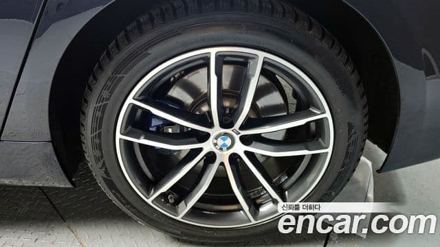 BMW 5시리즈 (G30) 520i M Sport, 2022 все фото