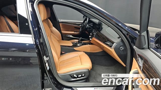 BMW 5시리즈 (G30) 520i M Sport, 2022 11