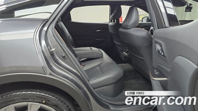 Toyota 크라운 кроссовер, 2023 12