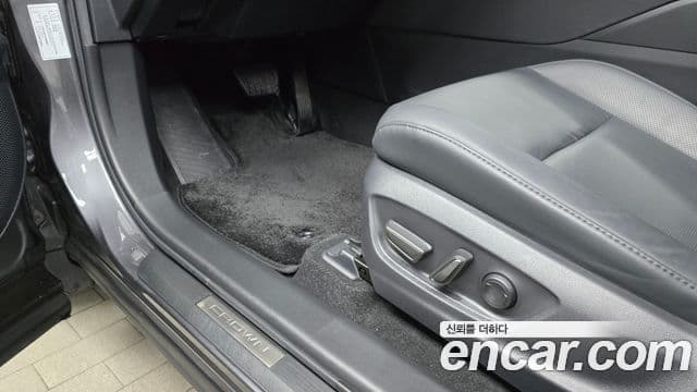 Toyota 크라운 кроссовер, 2023 17