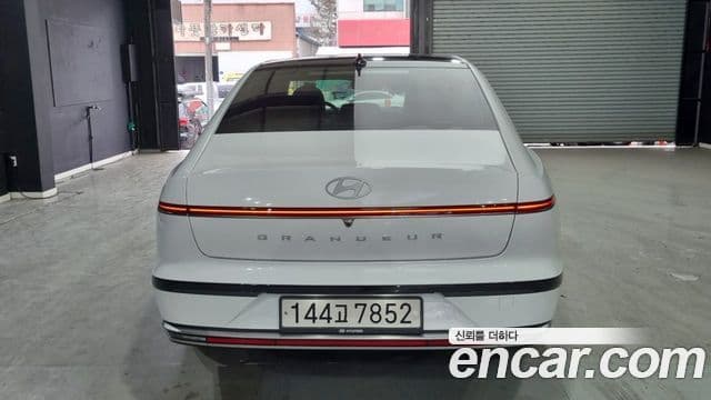 Hyundai Grandeur (GN7) Premium, 2023 4
