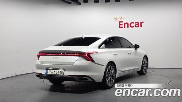 Kia K8 Signature, 2023 2