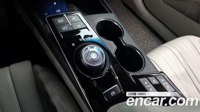 Kia K8 Signature, 2023 9