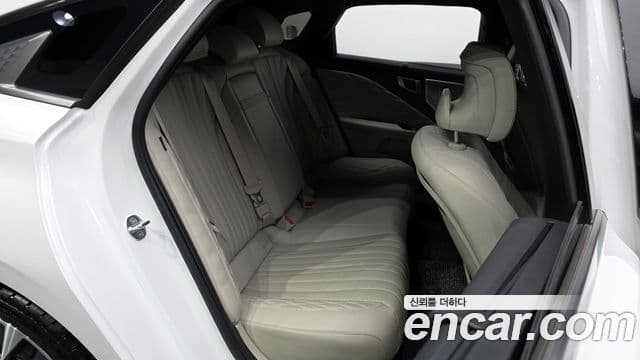 Kia K8 Signature, 2023 12