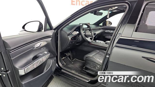 Genesis GV70, 2021 10