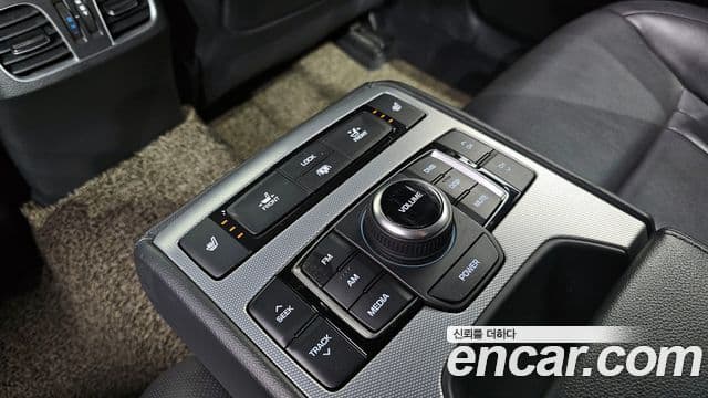 Genesis G80 Premium Luxury, 2019 19