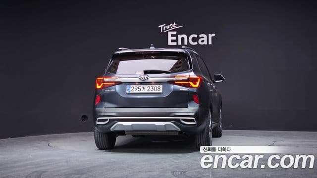 Kia Seltos Signature, 2021 4