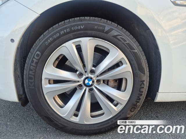 BMW 5시리즈 GT (F07), 2011 13