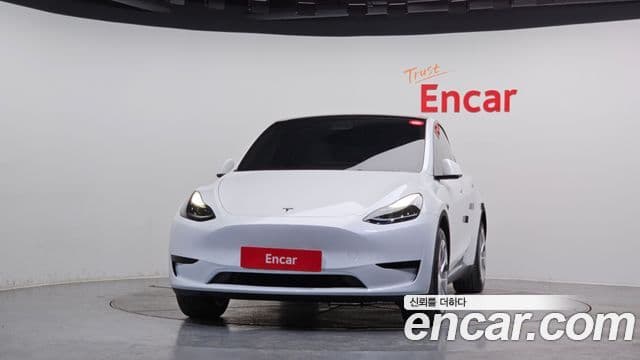 Tesla модель Y, 2024 3