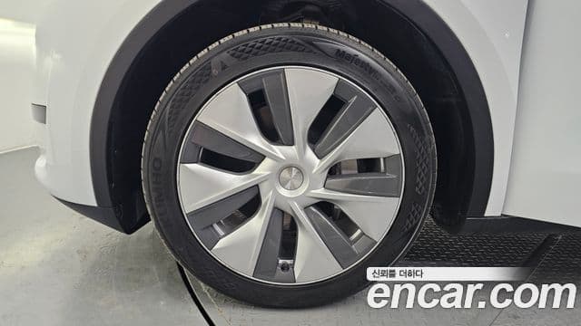 Tesla модель Y, 2024 все фото