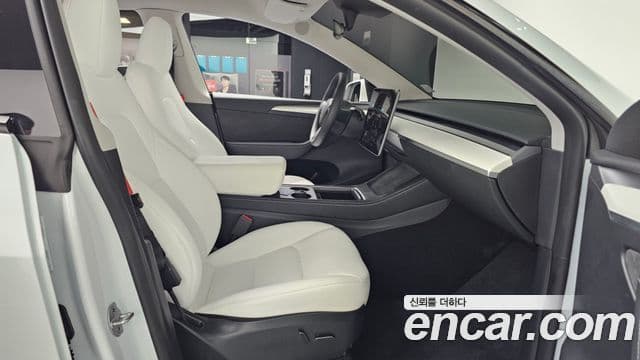 Tesla модель Y, 2024 11