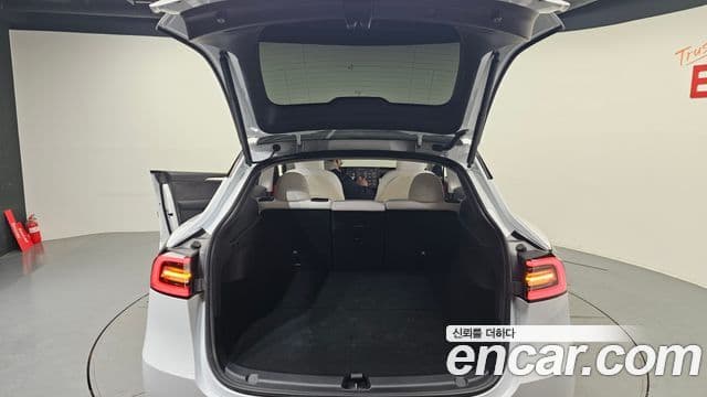 Tesla модель Y, 2024 20